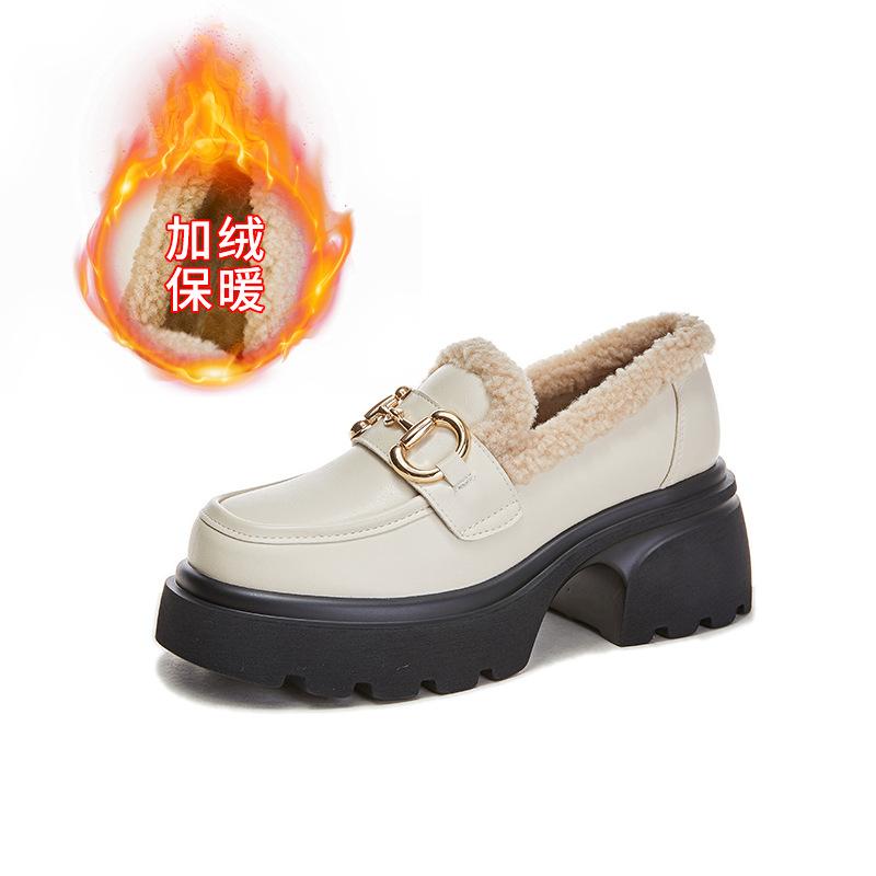 Leather women's winter new women's fashion versatile thick heel single shoes velvet warm women's shoes
