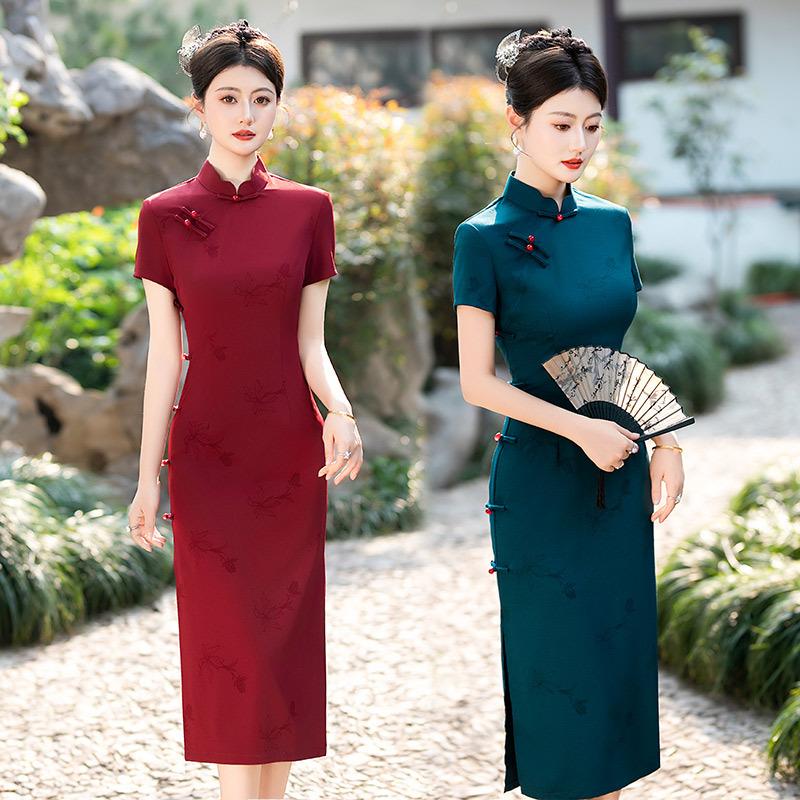 Mom Outfit National Style Mid-length Improved Cheongsam New Women's Retro Slim Short Sleeve Summer Small Man