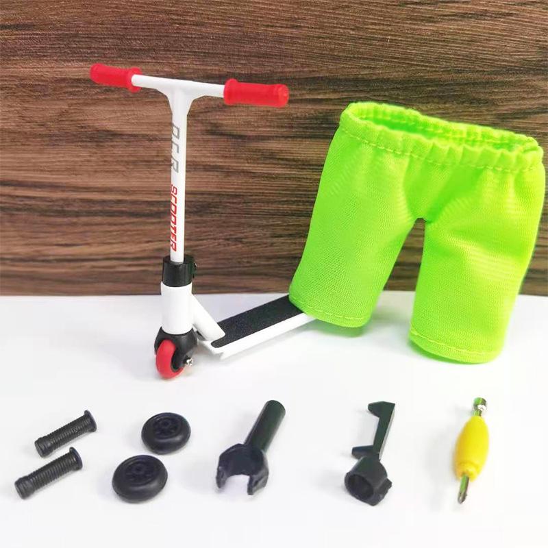 Alloy Finger Scooter and Skateboard Cross-Border Toy Set