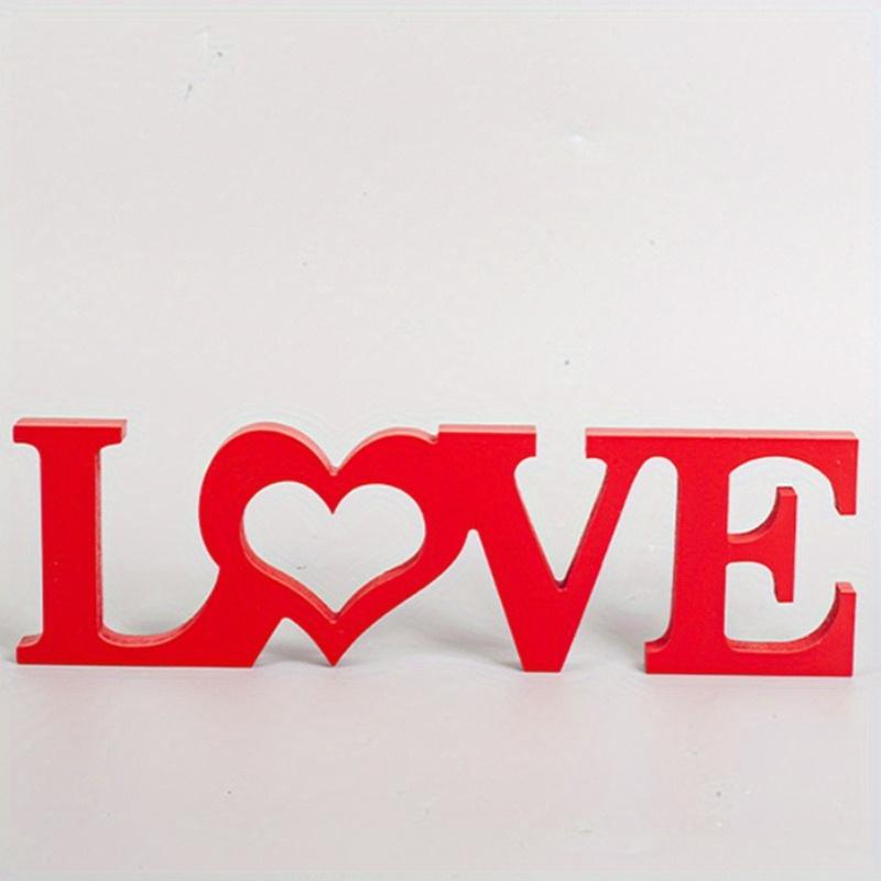 

1pc LOVE Letter Decor Wooden Handicrafts Sculptures Ornament Festival Cabin Decoration Versatile Home Accent Party Decorations
