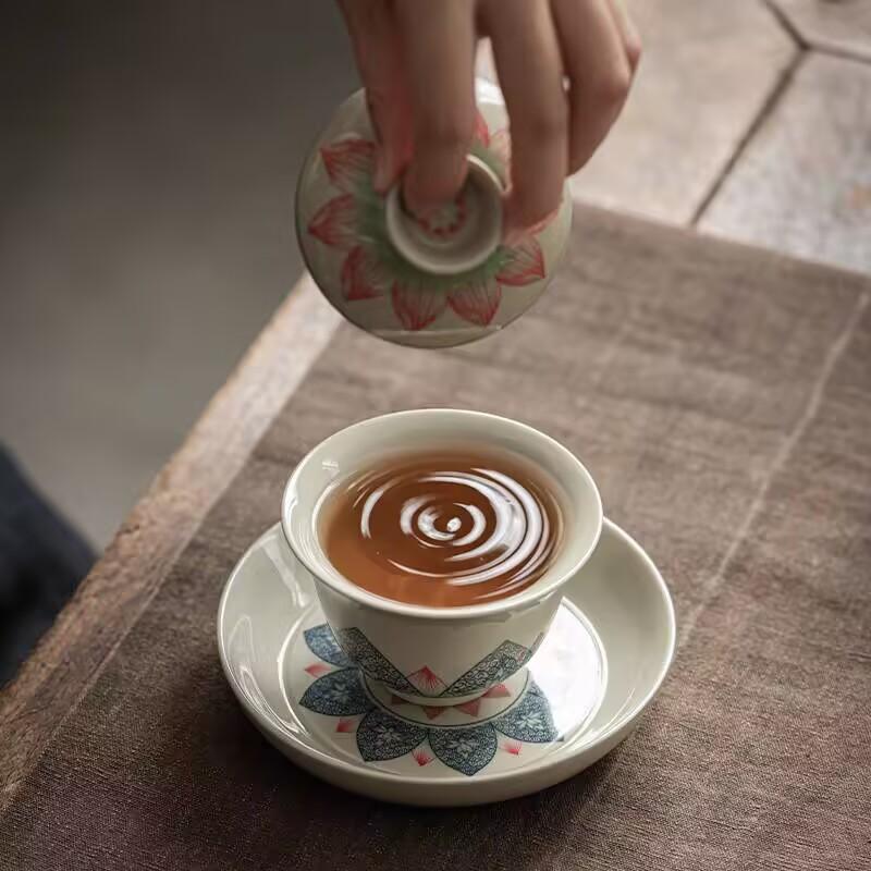Lotus Sancai Gaiwan Blue And White Teacup Large Ceramic Kung Fu Tea Set Retro High-End Single Tea Bowl