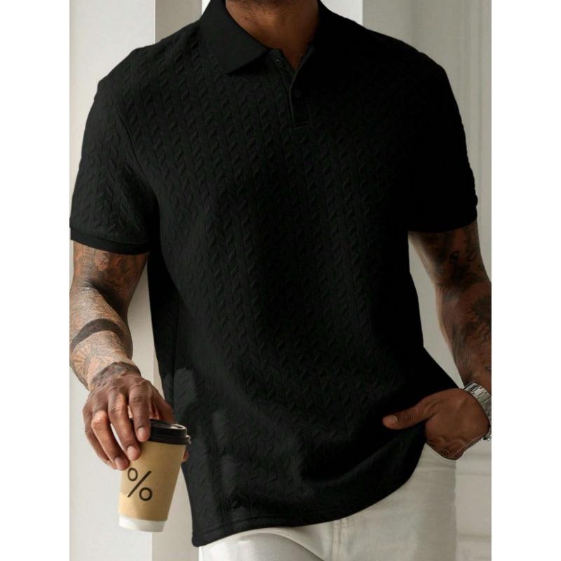 Men's plain-coloured polo shirt with a turn-down collar, front buttons and short sleeves – a casual, everyday T-shirt