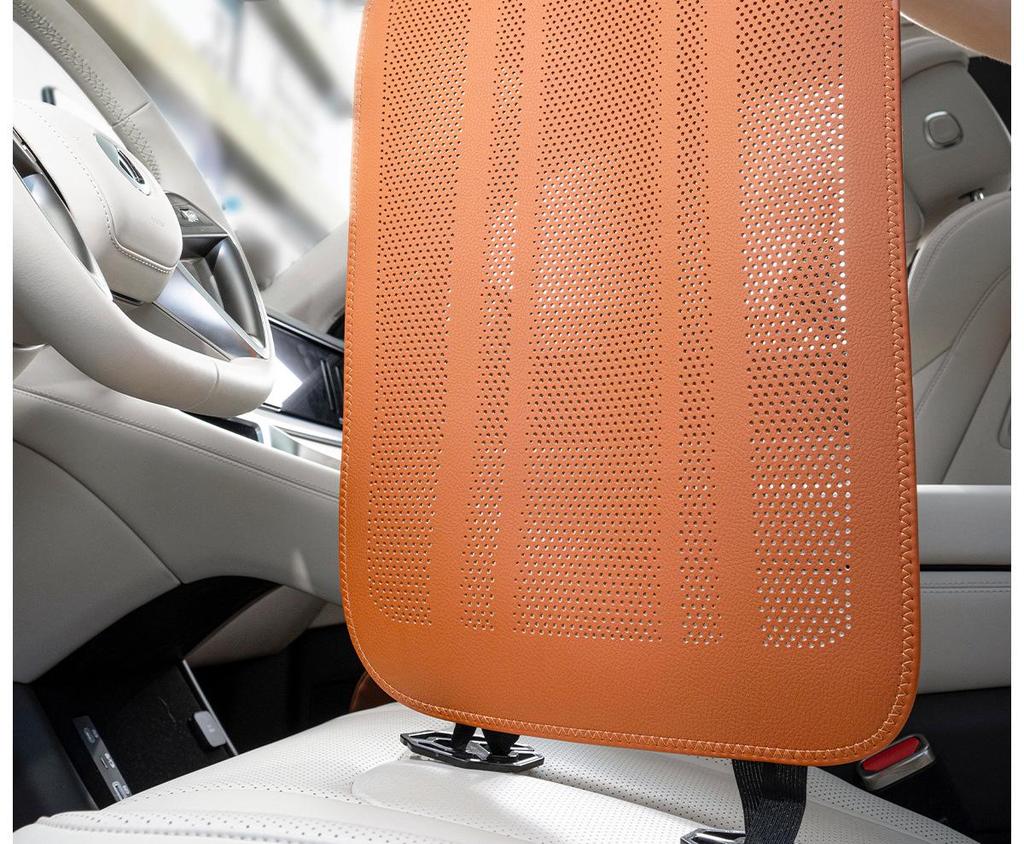Yangwang Car Seat Cushion with Integrated Leg Rest, All-Season Comfort, Breathable Lychee Pattern for Driver and Passenger Seats