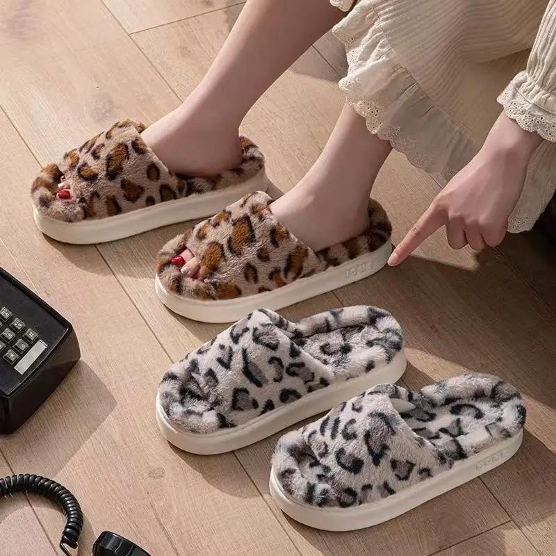 Couple's One Word Slippers Winter New Leopard Women Home Shoes Lightweight Comfortable Non Slip Men's Plush Shoes