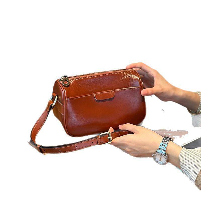 Genuine Leather Niche Crossbody Bag Light Luxury Retro Commuter Small Square Bag