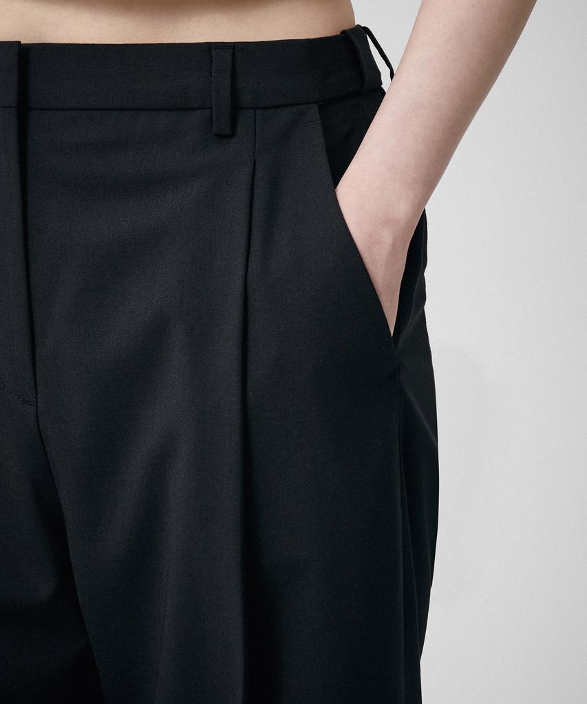 MUSINSA STANDARD WOMAN Women'S Summer Wool Loose Tapered Hidden Banding Slacks [Black]