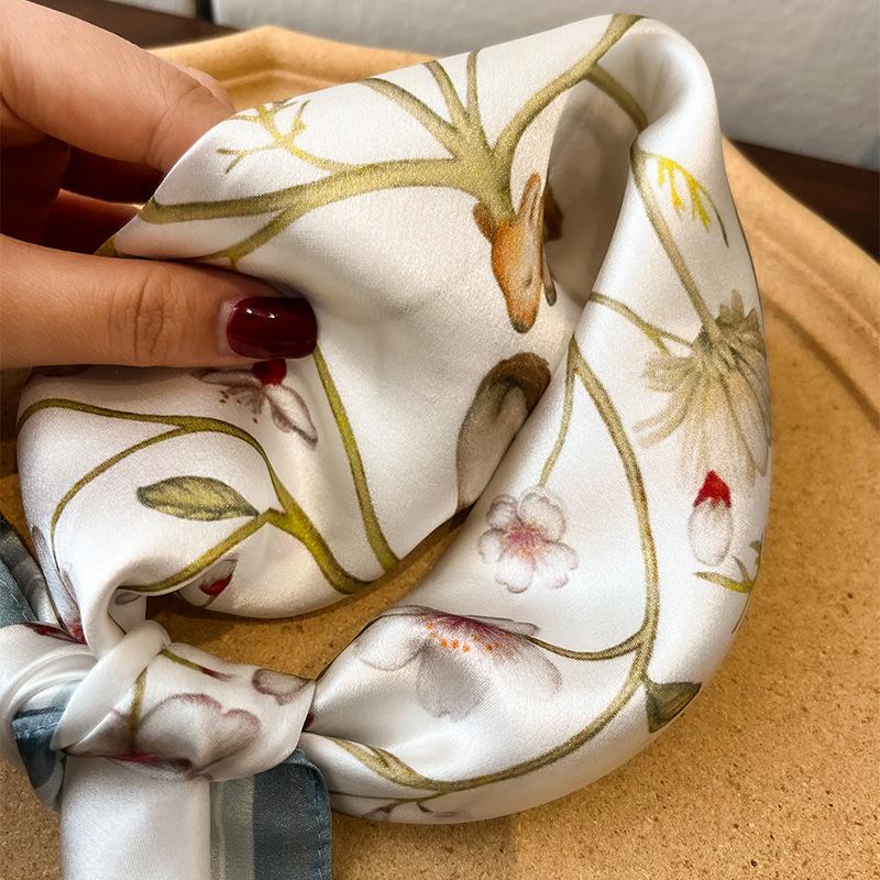 1116 spring new deer silk silk scarf women's fresh and fashionable mulberry silk silk scarf versatile temperament 11 small silk scarves