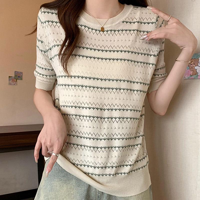 Women Sweaters Pullovers 2025 Summer Short Sleeve O-Neck Striped Black Knitted Sweater Women Tops Pullover JJ266