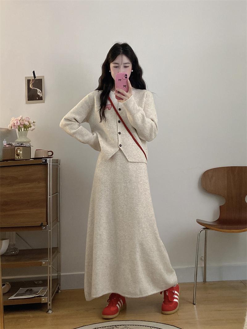 

Уютный корейский наряд большого размера: Комплект из двух предметов: свитер и юбка миди для осени/зимы XL, 120-135 jin