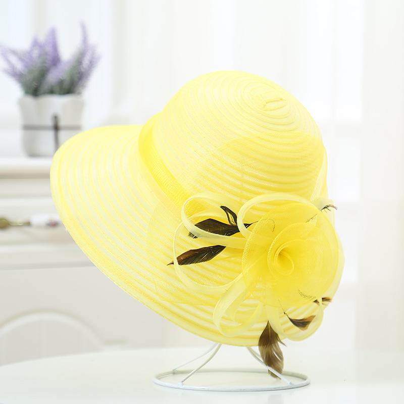 Elegante Sommer-Breitkrempen-Damenhut Große Satinblume Band Feder Schlapphut Strandsonnenhut Kentucky Derby Hochzeits-Kirchenhüte