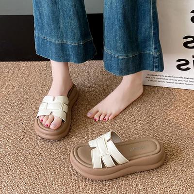 Thick-soled Silver Cool Slippers Women's Summer Wear 2025 New Models with Skirts, Stepping On Shit Sandals, Beach One-word Drag