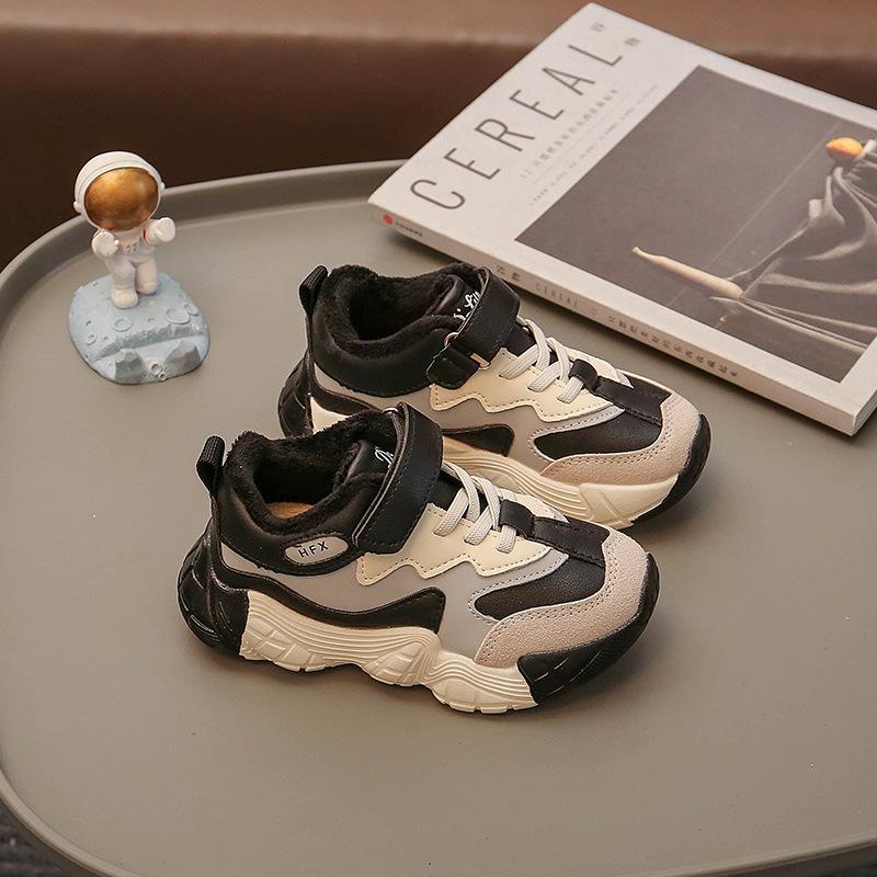 

Детские кроссовки-папы, флисовые теплые зимние ботинки, нескользящие зимние флисовые универсальные нескользящие кроссовки-папы, обувь на двух хлопковых мускулистых подошвах 21-25 yards, 5 pairs in one hand