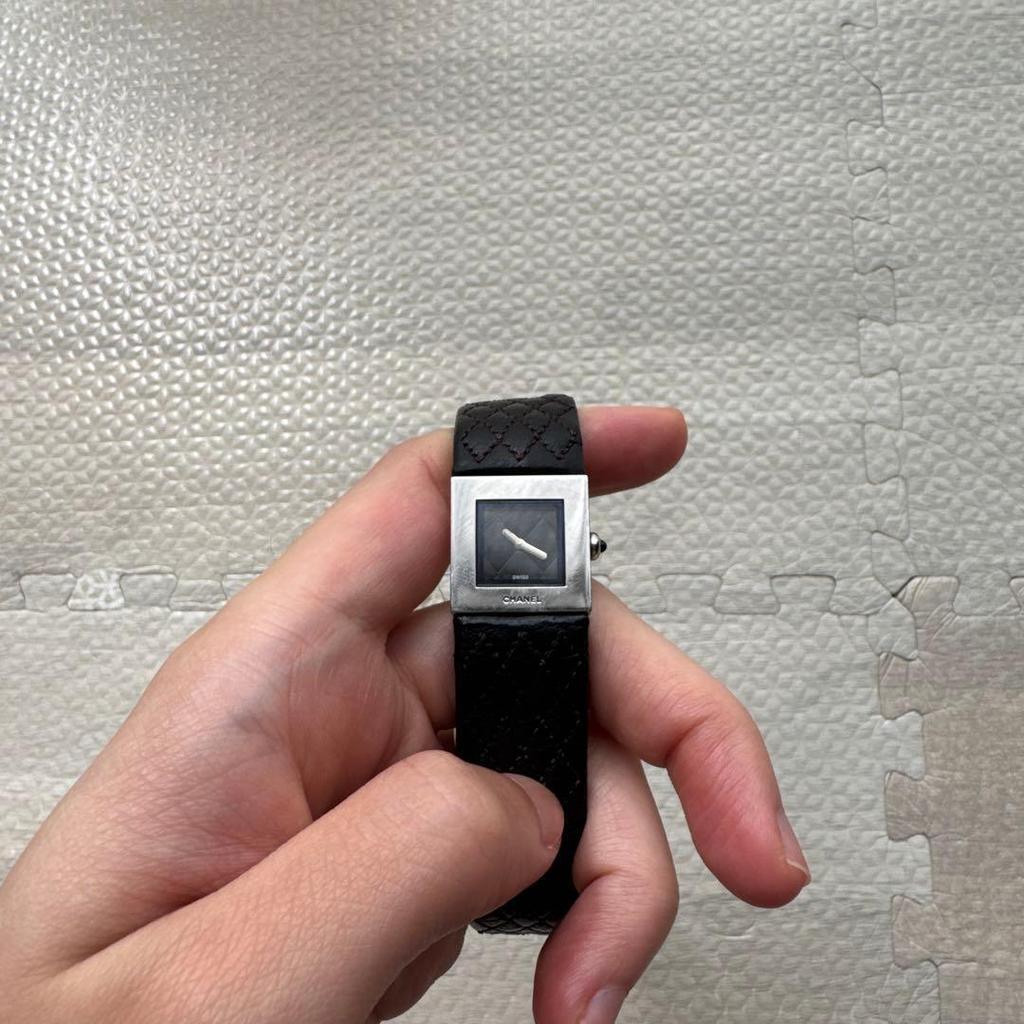 Used CHANEL Matelasse watch quartz body