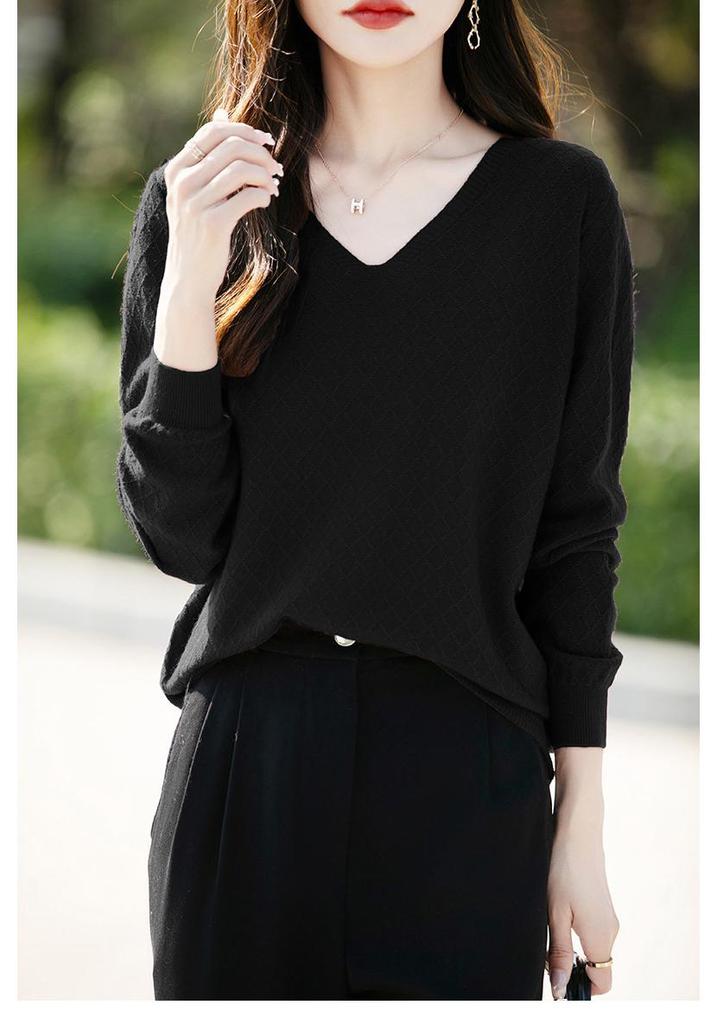 2024 Autumn Women's Diamond Knit V-Neck Velvet Sweater Long Sleeve Korean Style