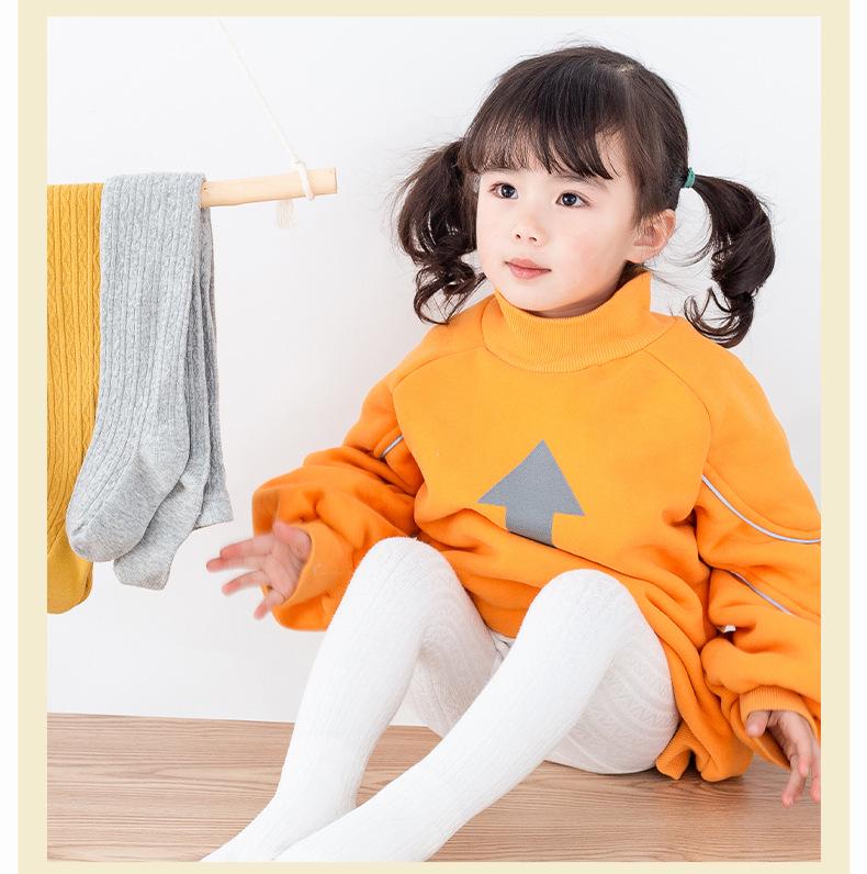 Stickade babystrumpbyxor - Andningsbara vår/höst strumpbyxor för spädbarn med kabelstickad design