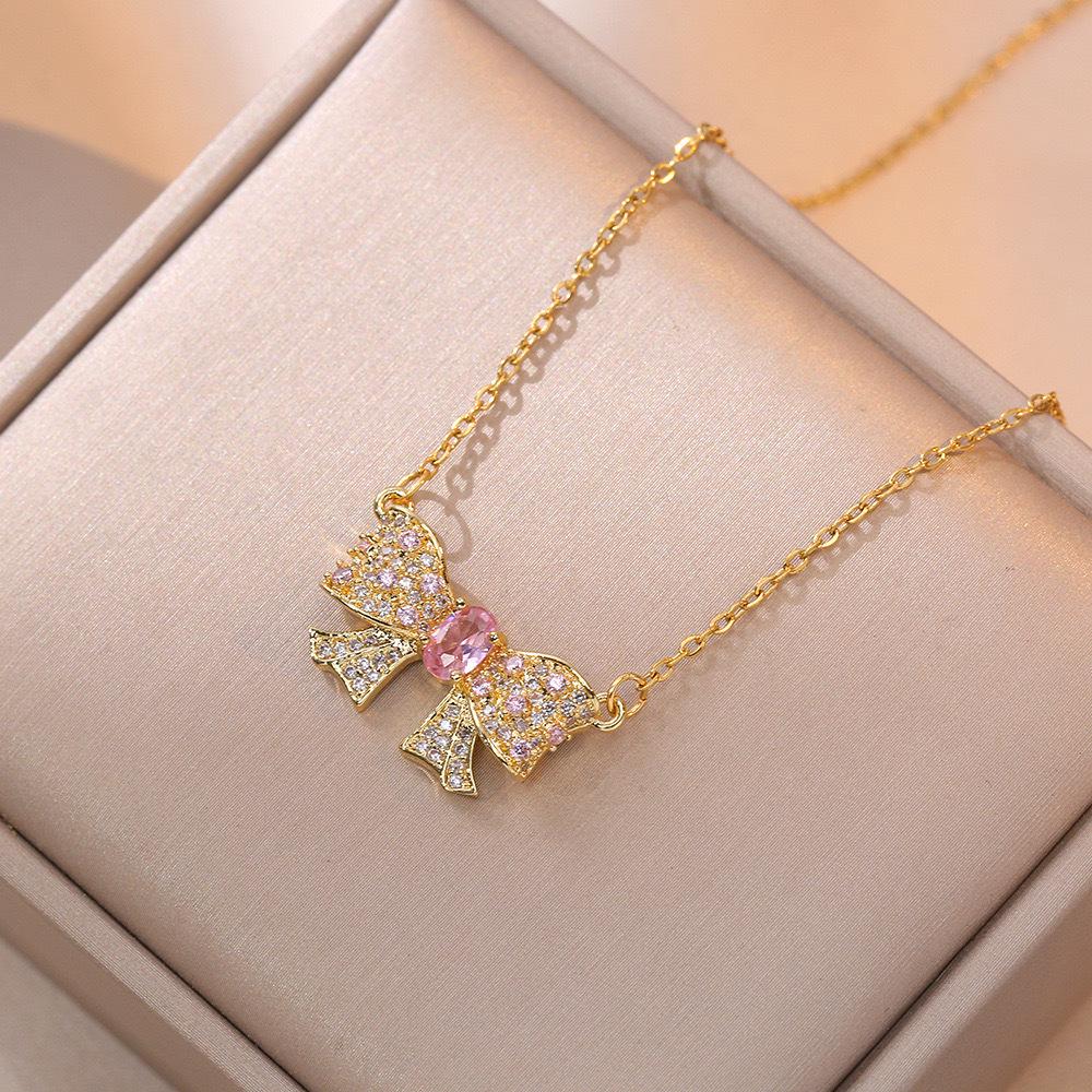 Butterfly Necklace with Color-Retaining Zircon - Fashionable, Versatile Women's Jewelry Accessory.