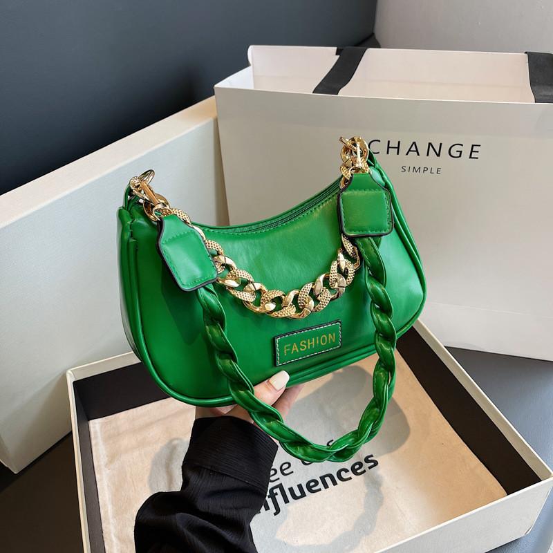 Chic Small Pu Leather Women's Chain Shoulder Bag With Zipper Closure For Everyday Style