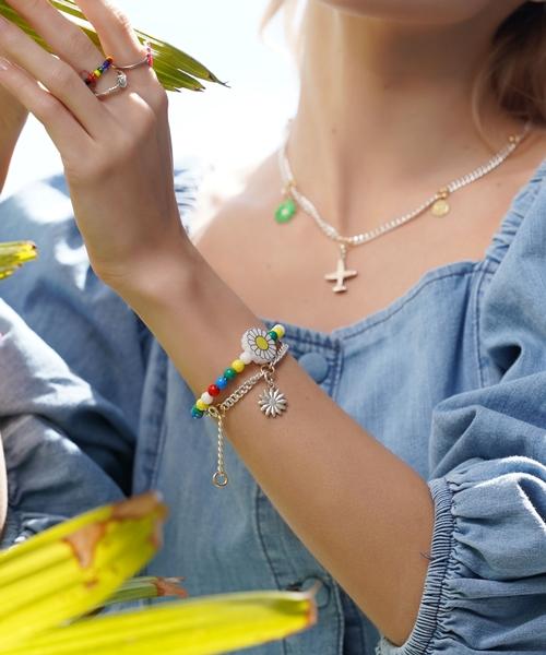 Bonbeau Kitsch Daisy Beads Bracelet
