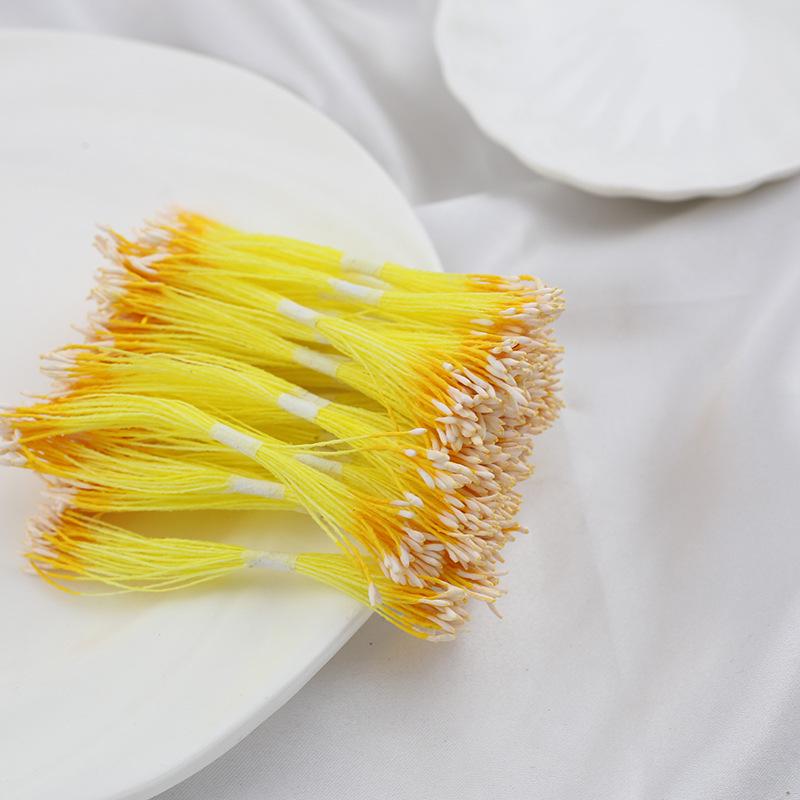 

Заколки для волос с бархатными цветами своими руками: Наборы тычинок из мастики и термоусадочной пленки для элегантных аксессуаров в духе наследия