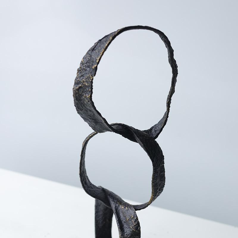 Abstract Metal Geometric Circle Ornament Silver Hoop Irregular Sculpture Decorative Figurines Home Decoration Accessories