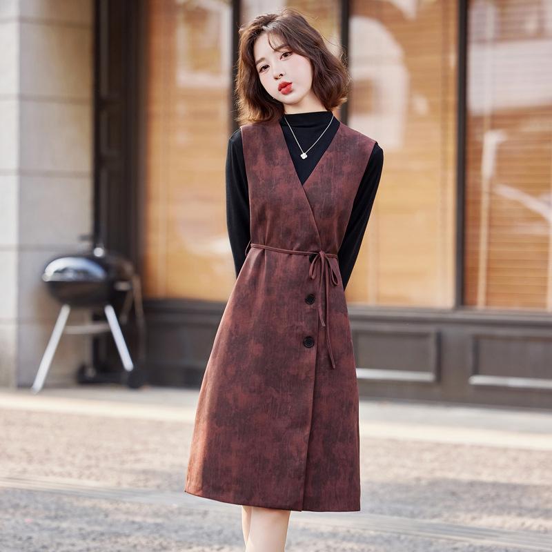 Vest Dress Bottoming Shirt Two-piece Women's Clothing Spring New Fashion Temperament Age-reducing Suit Skirt