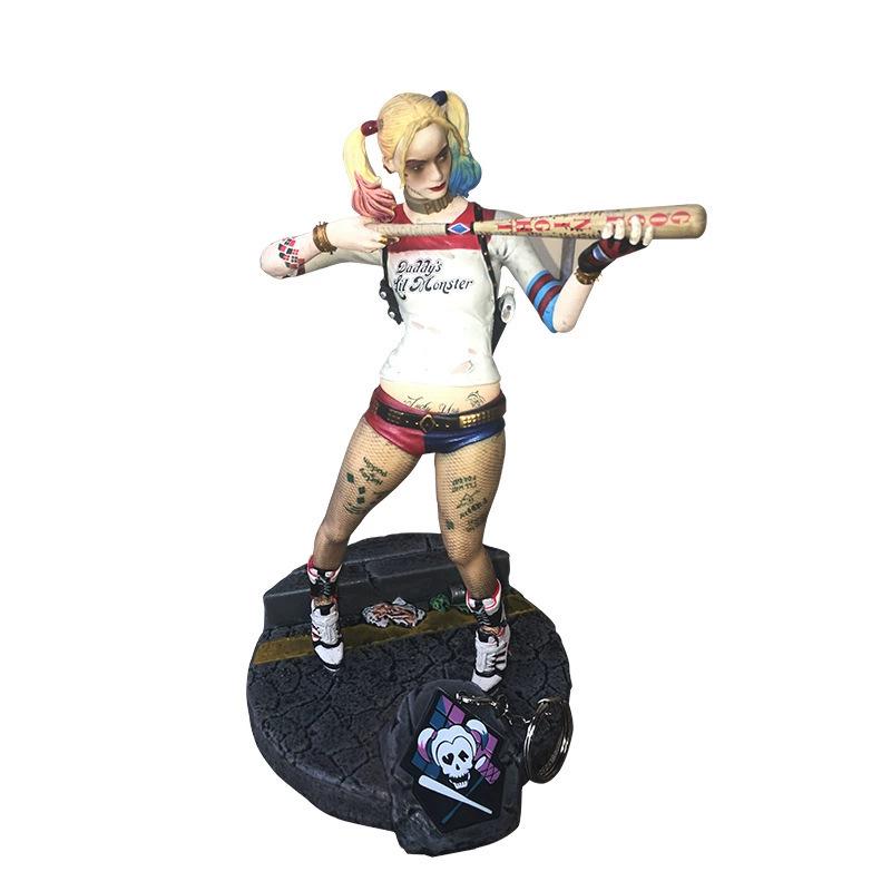 NECA DC Movie Classic Harley Quinn & Joker Figure Ornament