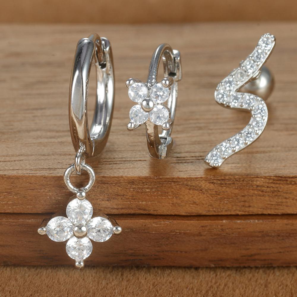 Ensemble de 3 Boucles d'Oreilles Anneau Couronne en Acier Inoxydable Couleur Argent pour Femmes Quatre Fleurs Zirconium Piercing Cartilage Boucle d'Oreille Bijoux Mode