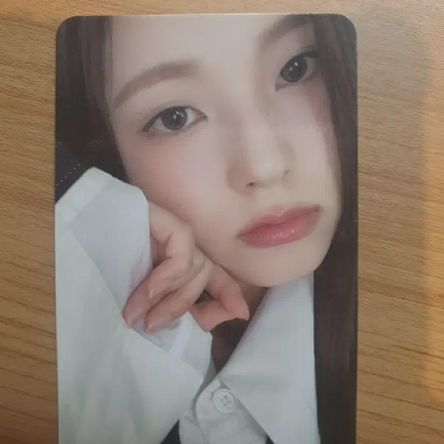 

Nmixx Kyujin Photo Card