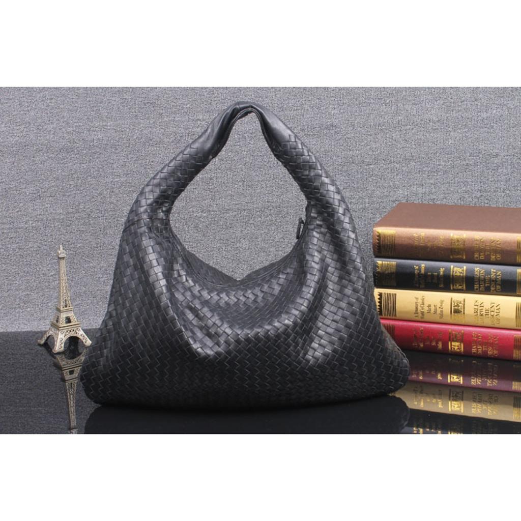 New Women's Bags, Cross-border Fashion Casual Women's Shoulder Bags, Large-capacity Casual Sheepskin Women's Bags, Hand-woven Bags