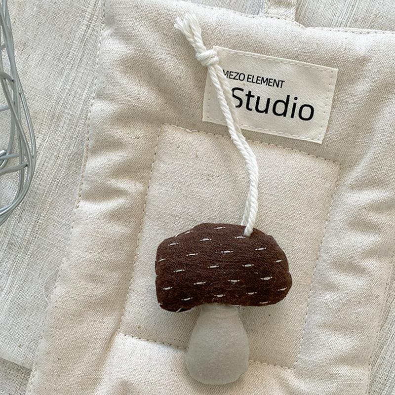 

Creative Fabric Animal Doll Keychain For Bag Pendant Funny Small Bear Keyrings Duck Cute Hedgehog Pendant Accessories Gifts