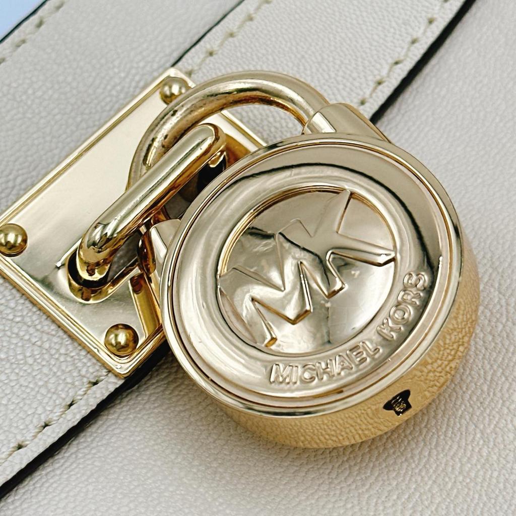 Michael Kors Shoulder Bag leather Handbag Calfskin white Women Used