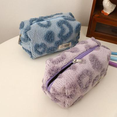Plyšové kozmetické taštičky Mäkká cestovná taška na kozmetiku Prenosný organizér s potlačou srdiečok Puzdro na ceruzky Roztomilá listová kabelka