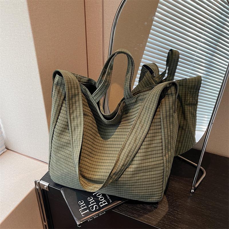 

Повседневная тканевая сумка большой вместимости женская новая модная универсальная сумка-мессенджер через плечо для поездок на работу, классная сумка-тоут зелёный