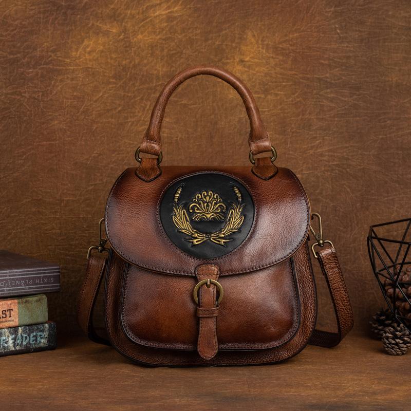 

Vintage Genius Leather Backpacks Chinese Style Embossing Shoulder Bags Floral Pattern Women Backpacks For Daily Travel 20-21-9CM коричневый