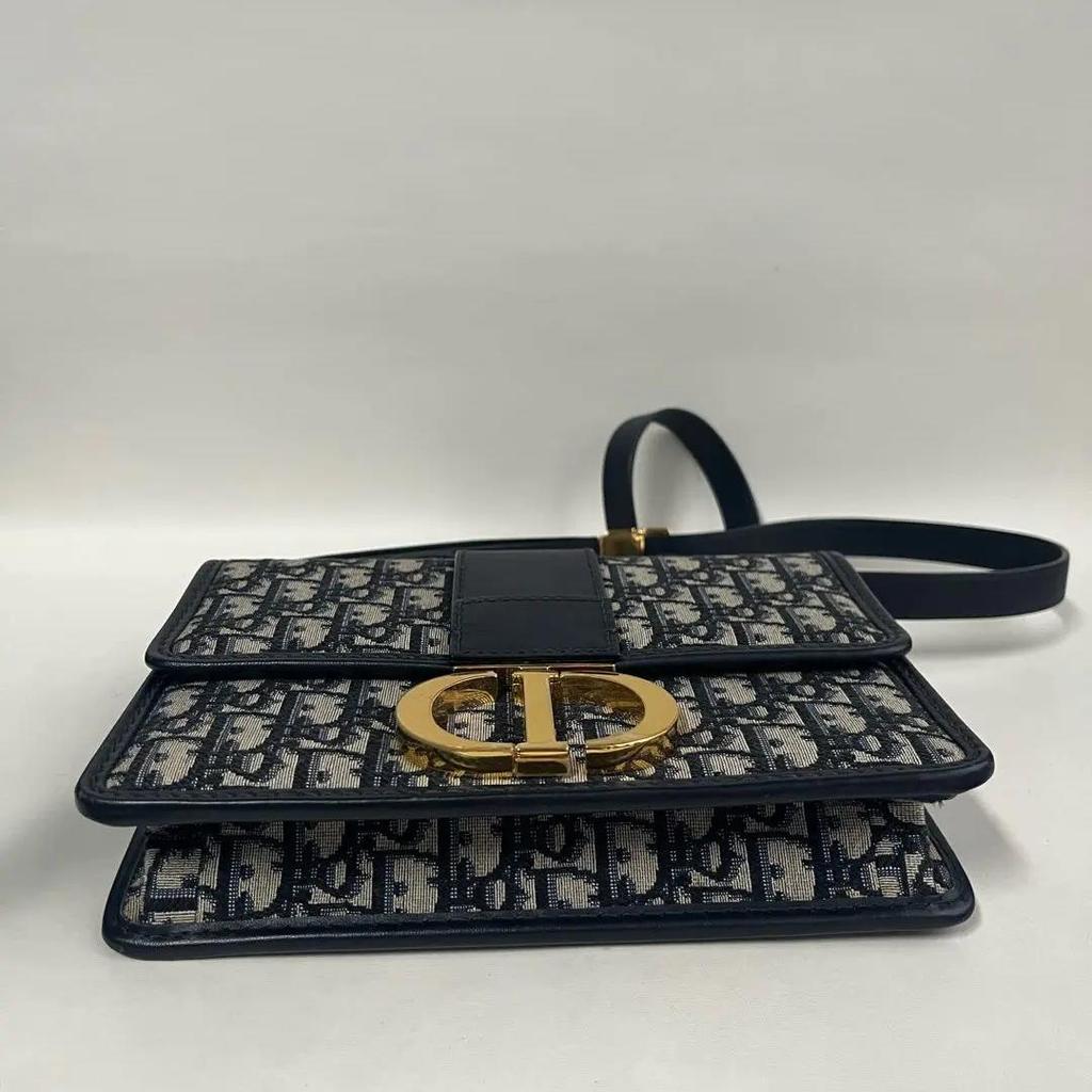 [Pre-Owned] 30 Montaigne Oblique Embroidered Monogram Flap Adjustable Shoulder Strap Montaigne Box Bag Leather Details Large - Excellent #ZFWYRV