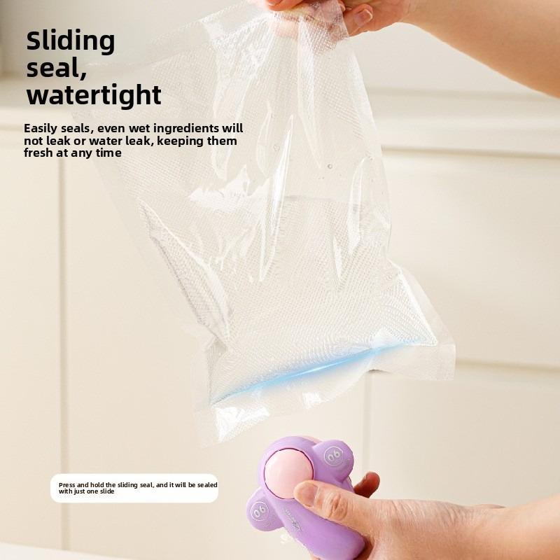 Cartoon Airplane Sealing Machine - Rechargeable Household Sealing Machine - Vacuum Sealing Machine for Snack Bags - Magnetic Attachment