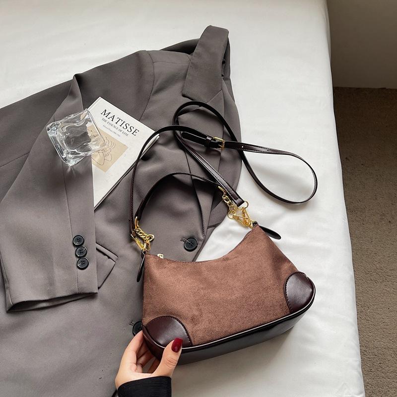 Retro Bag Women's Autumn and Winter 2025 New Fashion Niche Design Shoulder Messenger Bag Popular Ins Dumpling Bag