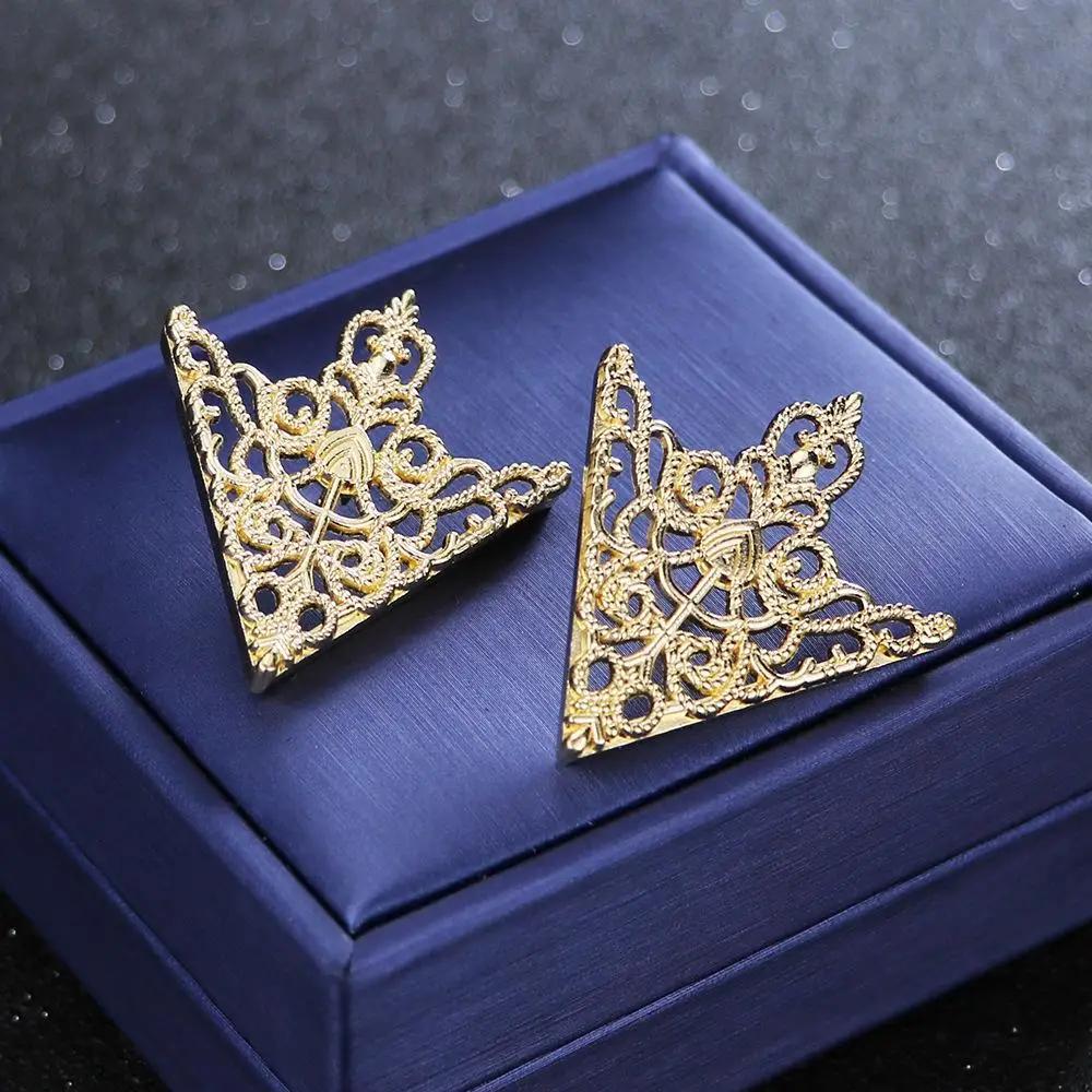 5 Pairs of Vintage Triangle Shirt Collar Pin Hollow Metal Needle Brooch for Women Men Lapel Pin Clothes Decor