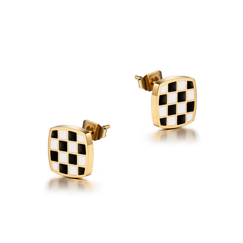 

Серьги в стиле ретро-современной шахматной доски