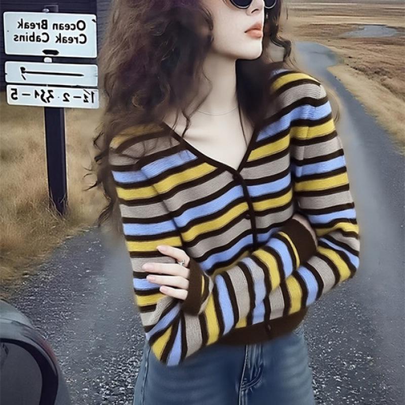 Plus Size Stripe Knitwear: Age-Reducing Autumn Design in Lazy Style S кофейный