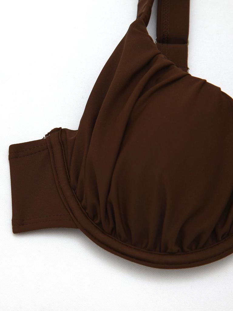 2026 European & American Women's Solid Triangle Bikini: Sexy Two-Piece Swimwear for Hot Spring Resorts
