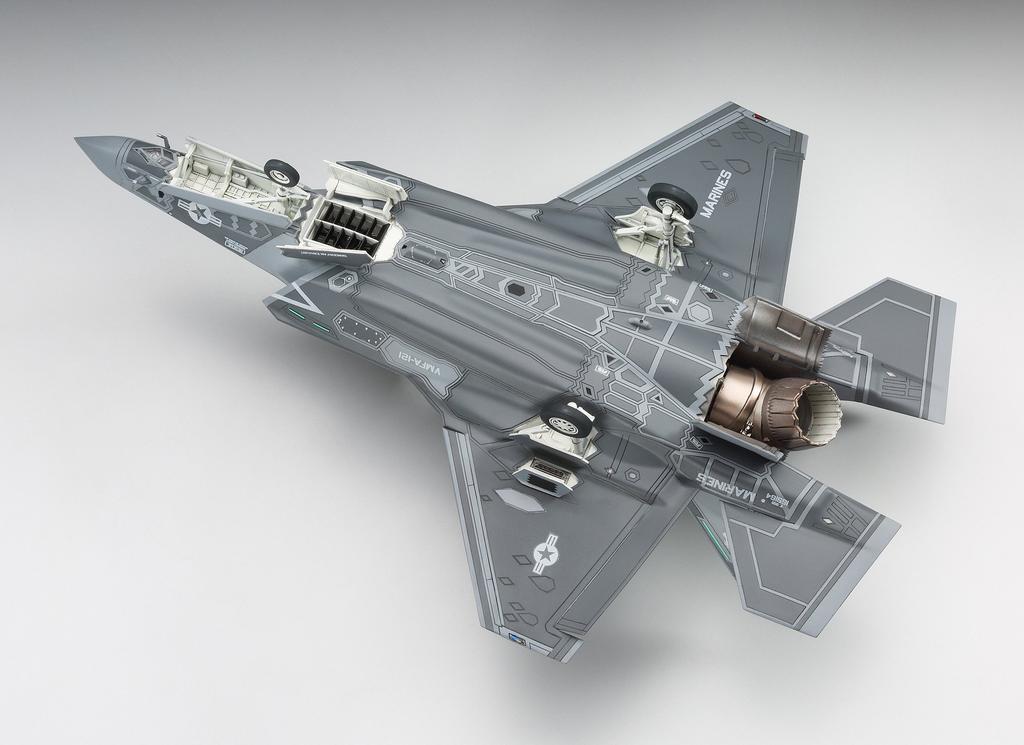 Hasegawa US Marine Corps Lightning II B Plastic Model Kit E46 1/72 F-35 Ausf.