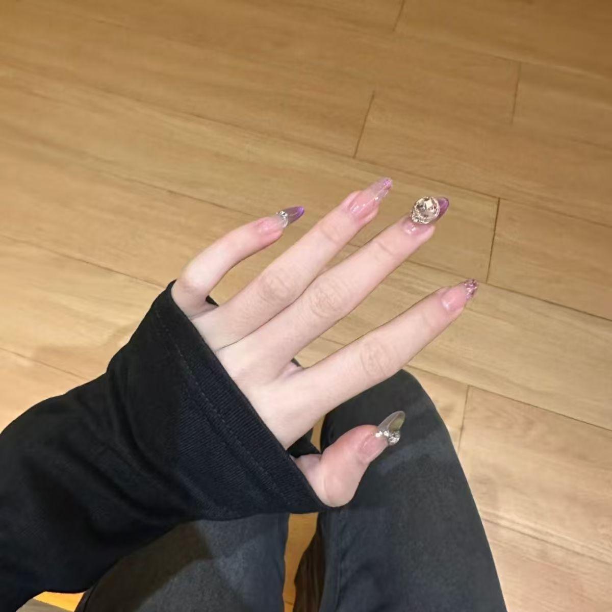 Dreamy Amethyst Cat-Eye Nail Art Stickers - Skin-Brightening, Cool, and Elegant for Autumn/Winter. Small