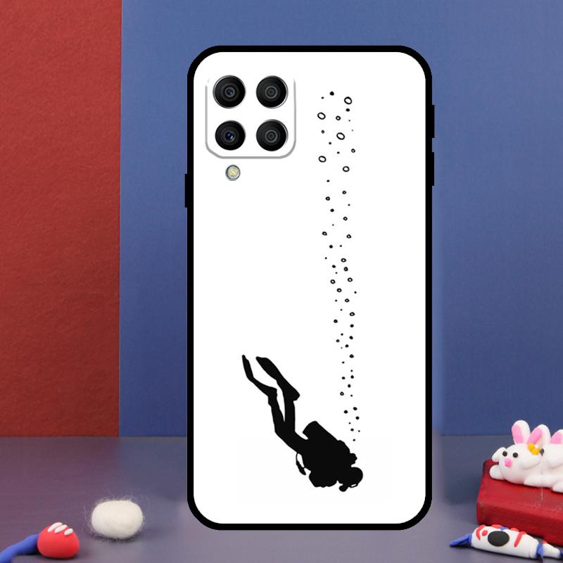 

Scuba Diver Diving For Samsung Galaxy M15 M55 M33 M13 M23 M53 M31 M51 M14 M34 M54 M20 M30s M52 M32 Phone Case Samsung M15