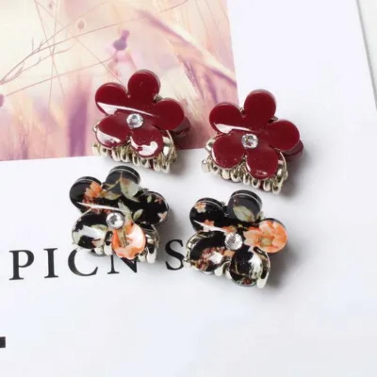 

2 см Детская заколка для волос Модная бабочка Цветок Мини акриловая 4 зубца Аксессуары для волос Маленький пластиковый зажим-краб для волос