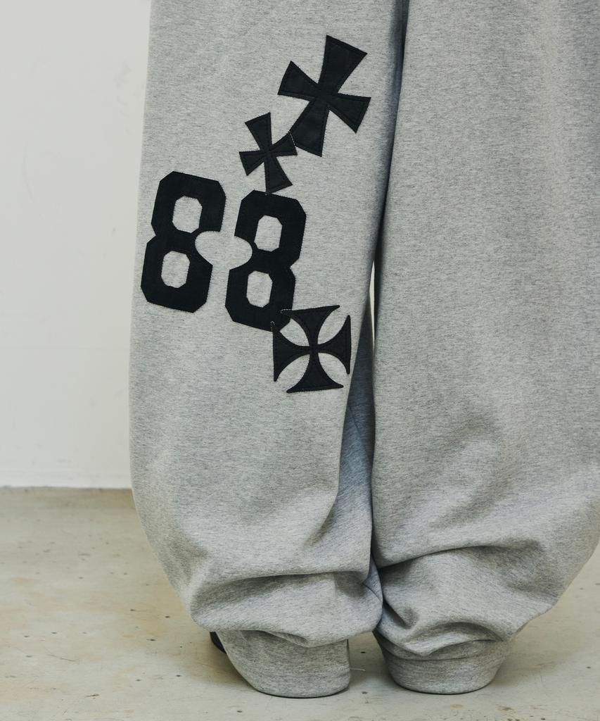 SCALLYWAG Summer 88 Crossbody Patch Sweatpants [Grey]