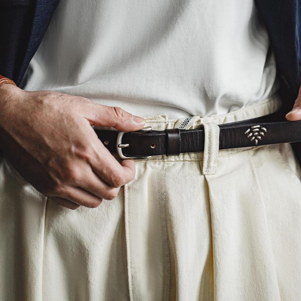 [Maden] MADEN Top Grain Leather Belt for Men. Genuine Leather Belt Made from Cowhide (top Grain Leather), Featuring a Brass Single-needle Button and