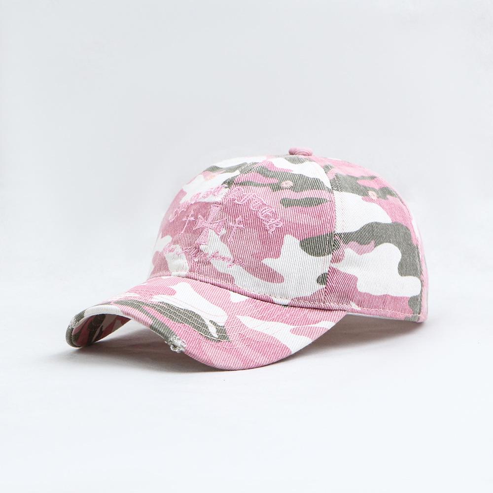 

Fashionable and retro cross-stitch camouflage baseball cap, versatile for both men and women, casual soft-top sun baseball cap Adjustable