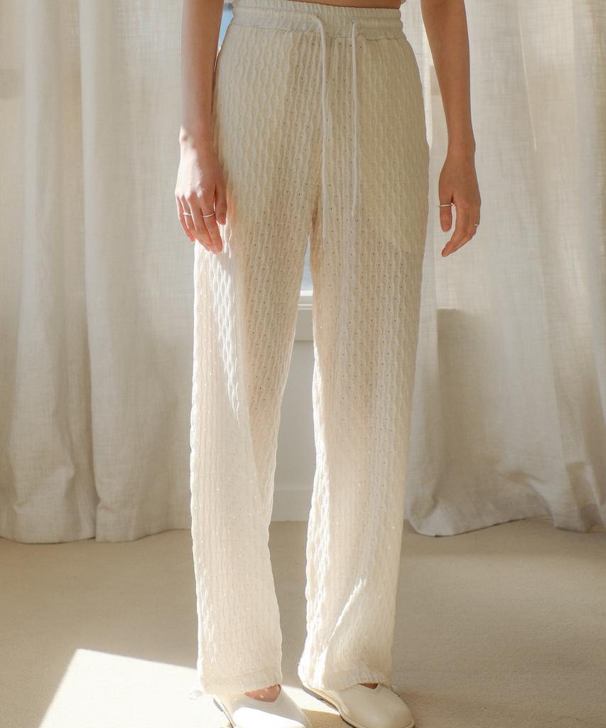 Kamdaun Wave Jogger Pants - Cream