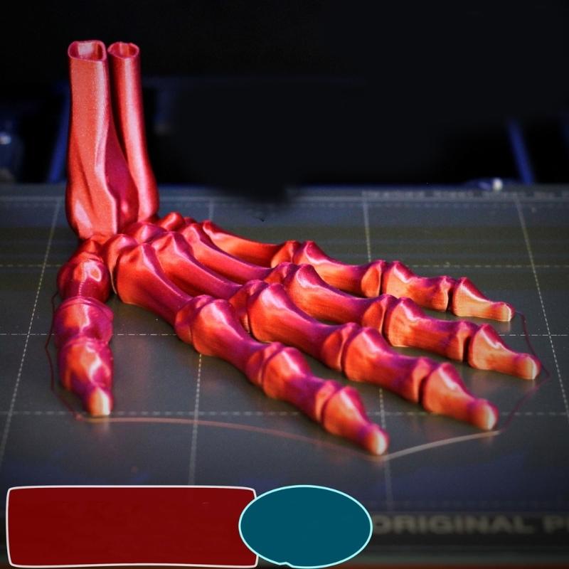 Realistická ozdoba lebky a ruky z kyseliny polymléčné s pohyblivými klouby Halloweenská stolní dekorace Lidská kostra dlaně